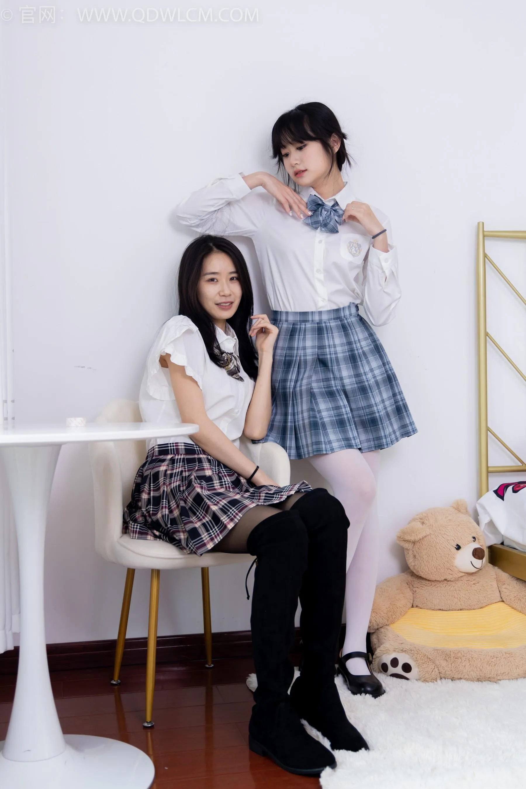 物恋传媒 NO.1582 菜菜小敏-学院姐妹花 [177P]插图7